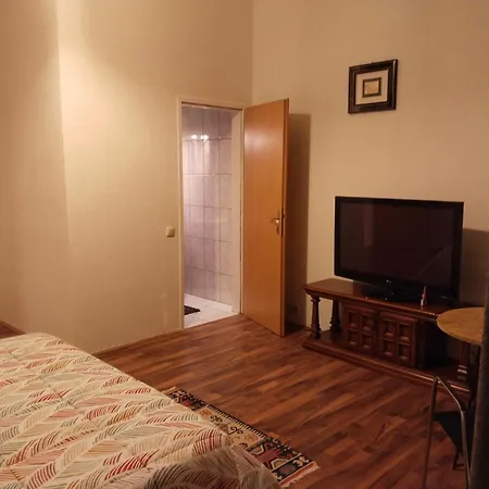 El Toro فندق مبيت وإفطار أرنولدشتاين